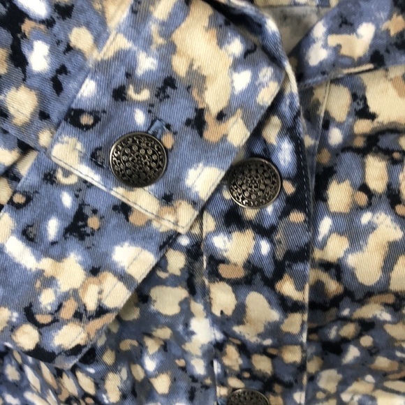 Cj BANKS - 100% Cotton Blue, Cream, Tan & White Button Front Jacket - Size 5X - Picture 4 of 8